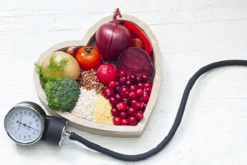 Aliments à éviter pour réduire l'hypertension.