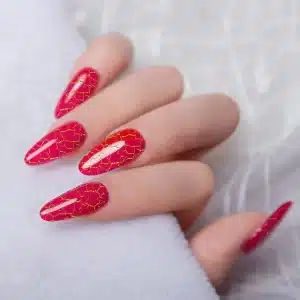 Image d’un ongle en gel décoré avec un nail art tendance, symbole d’une manucure en gel professionnelle.